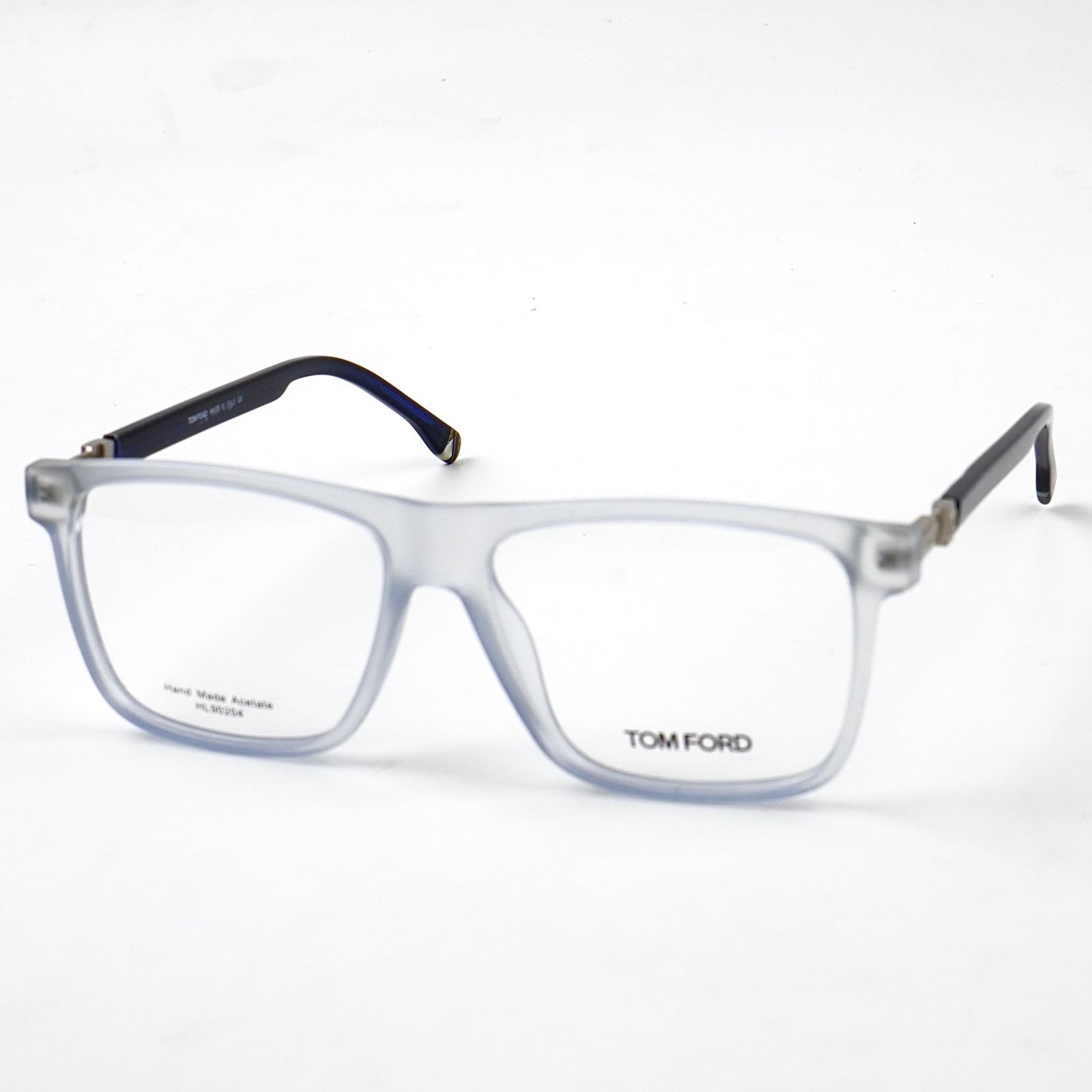 L-1124 (1) Boss - Premium Eyewear - L-1124 - Image 1