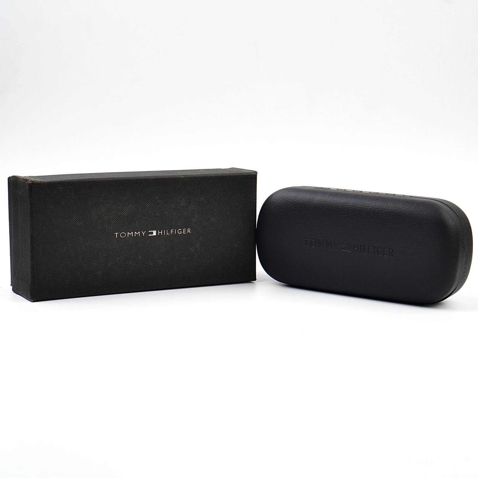 WhatsApp Image 2026-01-13 at 6.44.46 PM Tommy Hilfiger - Brand Packaging - Image 1